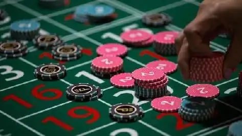 Ilustrasi proses deposit uang dengan metode pembayaran Rupiah